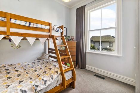 Photo of property in 12 Burnell Avenue, Thorndon, Wellington, 6011