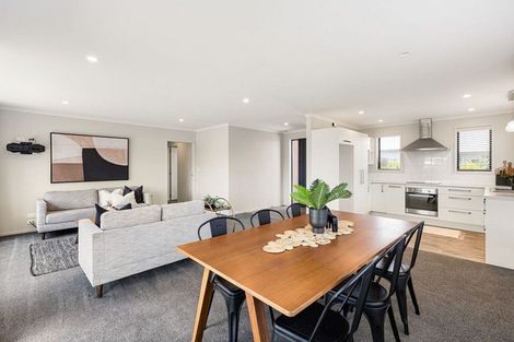 Photo of property in 40 Jarrett Terrace, Leamington, Cambridge, 3432