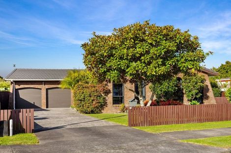 Photo of property in 12 Muscat Place, Henderson, Auckland, 0612
