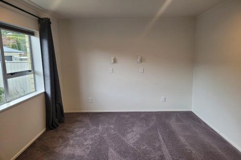 Photo of property in 33 Carrington Street, New Plymouth, 4310