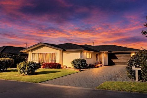 Photo of property in 4g Cedar Drive, Paraparaumu Beach, Paraparaumu, 5032