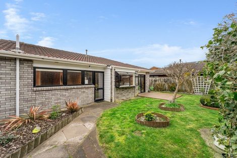 Photo of property in 16 Cedar Drive, Paraparaumu Beach, Paraparaumu, 5032