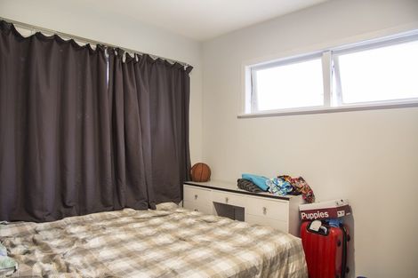 Photo of property in 19 Norcross Avenue, Henderson, Auckland, 0612