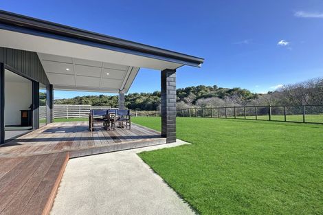 Photo of property in 46 Montgomery Crescent, Kinloch, Taupo, 3377