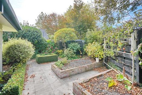 Photo of property in 1/127 Fendalton Road, Fendalton, Christchurch, 8014