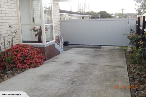 Photo of property in 3/6 Trafalgar Road, Milford, Auckland, 0620