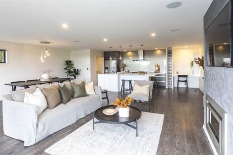 Photo of property in 300 Centaurus Road, Hillsborough, Christchurch, 8022