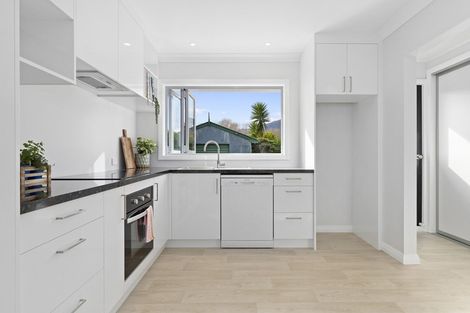 Photo of property in 2 Clarke Avenue, Te Aroha, 3320