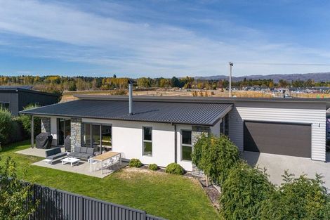 Photo of property in 6 Willoughby Place, Clyde, 9330