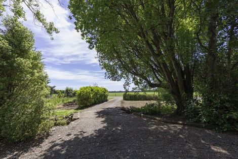 Photo of property in 17 Hekeao Road, Surrey Hills, Ashburton, 7778