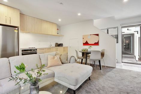 Photo of property in 2/196 Worcester Street, Christchurch Central, Christchurch, 8011