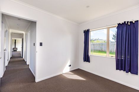 Photo of property in 47 Kowhai Street, Castlecliff, Whanganui, 4501