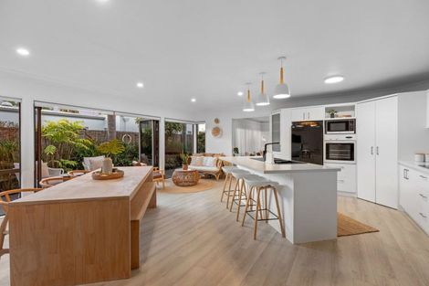 Photo of property in 16 Oriental Parade, Papamoa Beach, Papamoa, 3118