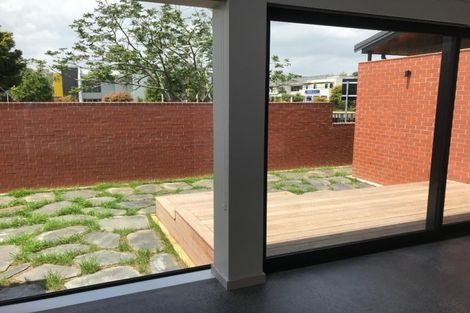 Photo of property in 1/25 West Street, Pukekohe, 2120