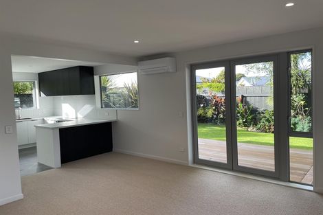 Photo of property in 2/53 Orrick Crescent, Avondale, Christchurch, 8061