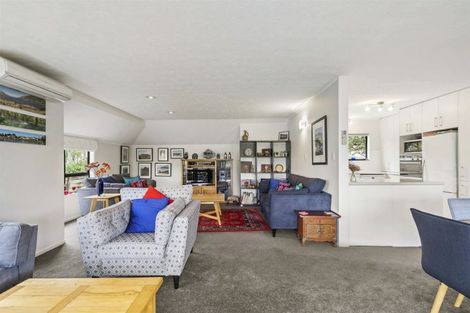 Photo of property in 3 Emery Grove, Bayview, Auckland, 0629