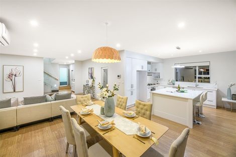 Photo of property in 34a Exmouth Road, Northcote, Auckland, 0627