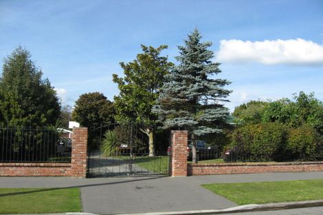 Photo of property in 3 Solway Avenue, Ilam, Christchurch, 8041