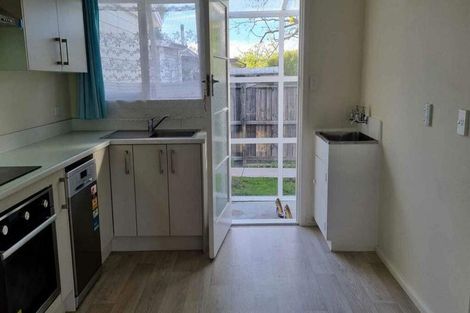 Photo of property in 3/221 Springfield Road, St Albans, Christchurch, 8014