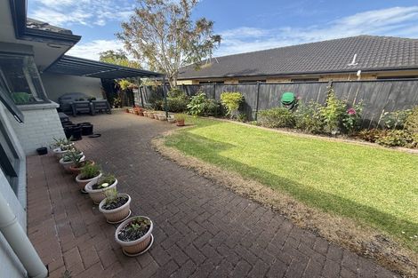 Photo of property in 204 Wattle Farm Road, Wattle Downs, Auckland, 2103