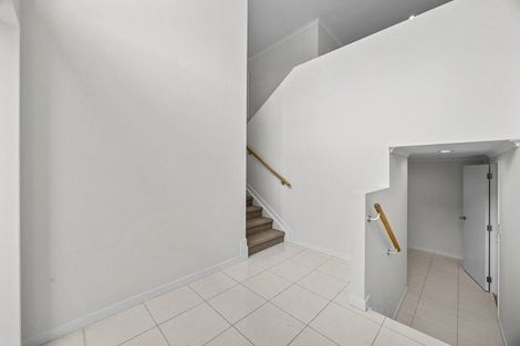 Photo of property in 7 Lewis Road, Pakuranga, Auckland, 2010