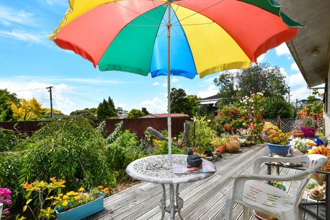 Photo of property in 1/94 Roberts Road, Te Atatu South, Auckland, 0610