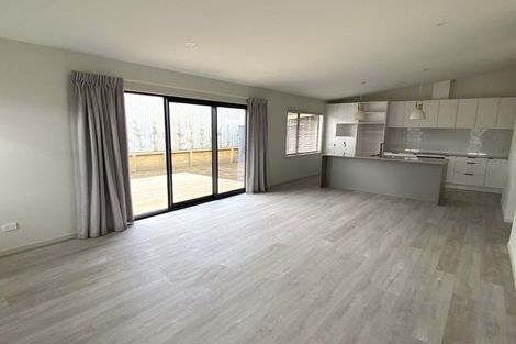 Photo of property in 11/11a Clinton Street, Fitzroy, New Plymouth, 4312