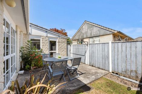 Photo of property in 8 Fraser Crescent, Elderslea, Upper Hutt, 5018