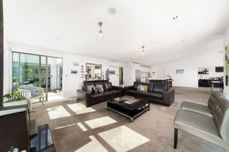 Photo of property in 27 Infinity Drive, Wanaka, 9305