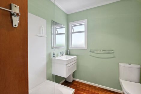 Photo of property in 18 Clyde Street, Ferndale, New Plymouth, 4310