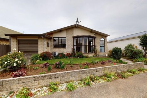 Photo of property in 21 Burnett Street, Ashburton, 7700