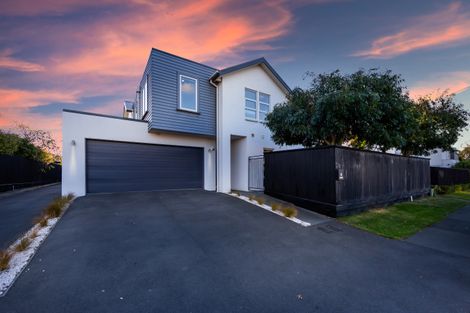Photo of property in 535 Barbadoes Street, Edgeware, Christchurch, 8013