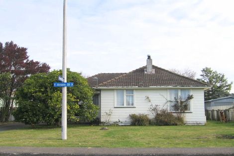 Photo of property in 811 Anson Street, Mayfair, Hastings, 4122