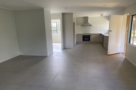 Photo of property in 10 Bycroft Road, Karaka, Papakura, 2578