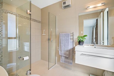 Photo of property in 42a-b Kelliher Drive, Wanaka, 9305