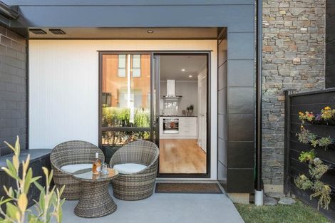 Photo of property in 6 Honowai Street, Kumeu, 0810
