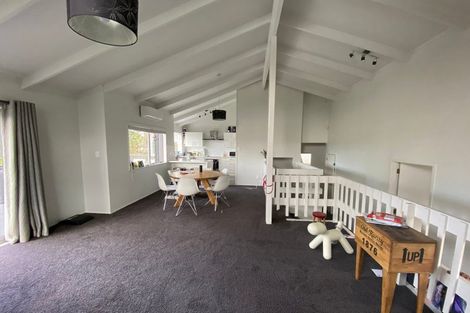 Photo of property in 25 Montclair Rise, Browns Bay, Auckland, 0630