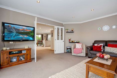 Photo of property in 18 Allingham Lane, Rolleston, 7614