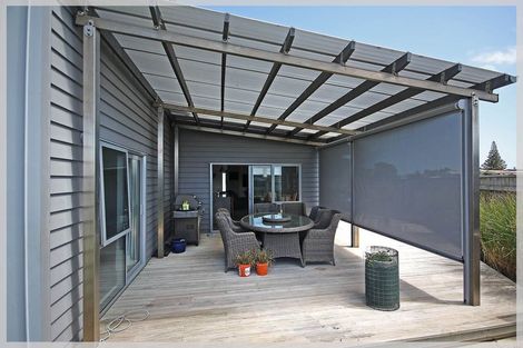 Photo of property in 10 Story Street, Foxton Beach, Foxton, 4815