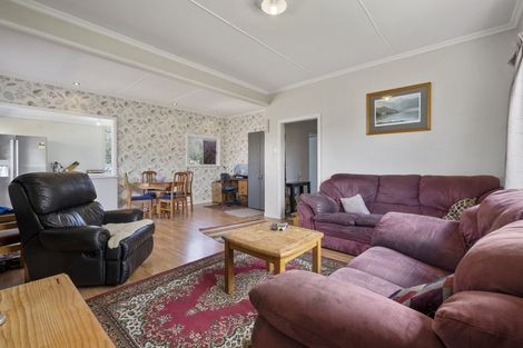 Photo of property in 27 Newcastle Street, Clyde, 9330