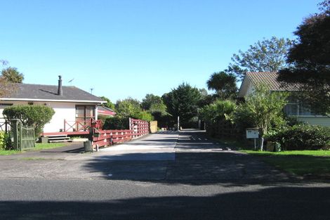 Photo of property in 33a Minaret Drive, Bucklands Beach, Auckland, 2014