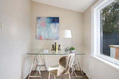 Photo of property in 205 Wolseley Street, Mayfair, Hastings, 4122