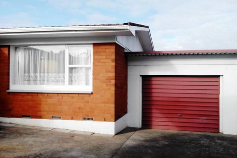 Photo of property in 1/1296 Dominion Road, Mount Roskill, Auckland, 1041