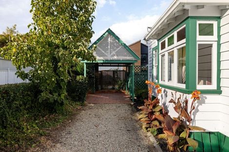 Photo of property in 128 Victoria Street, Cambridge, 3434