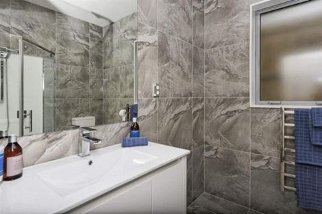 Photo of property in 22 Tinaku Road, Flat Bush, Auckland, 2019