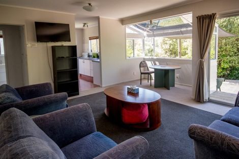 Photo of property in 8/19 Bayside Avenue, Te Atatu Peninsula, Auckland, 0610