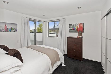 Photo of property in 107 Gardiners Road, Harewood, Christchurch, 8051