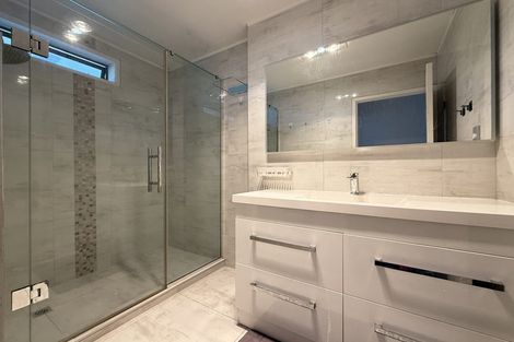 Photo of property in 7 Manutara Avenue, Forrest Hill, Auckland, 0620