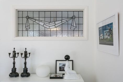 Photo of property in 14 Selwyn Road, Hospital Hill, Napier, 4110