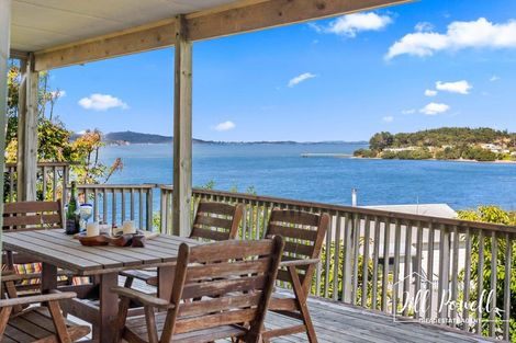 Photo of property in 13 Moana Road, Tinopai, 0593
